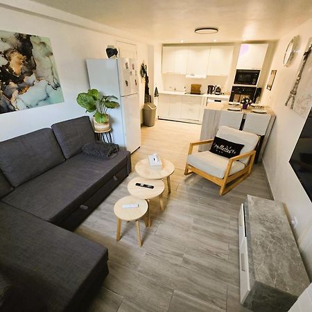 Appartement T2 Confortable - Piscine Et Jacuzzi ปิแอร์เลย์ ภายนอก รูปภาพ