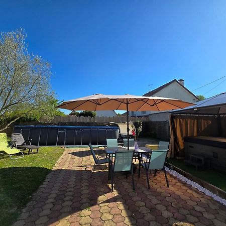 Appartement T2 Confortable - Piscine Et Jacuzzi ปิแอร์เลย์ ภายนอก รูปภาพ